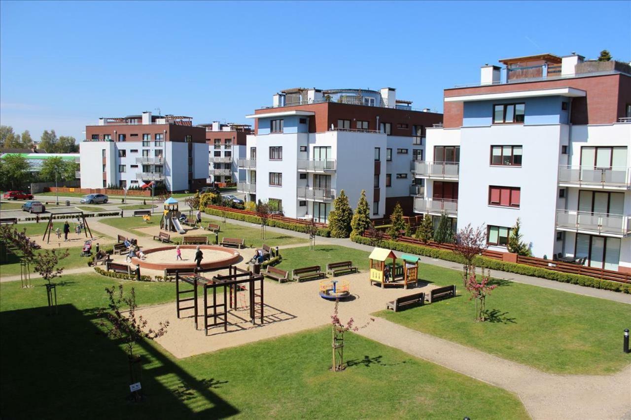 Apartament Sloneczny Wylotowa 코워브제크 외부 사진
