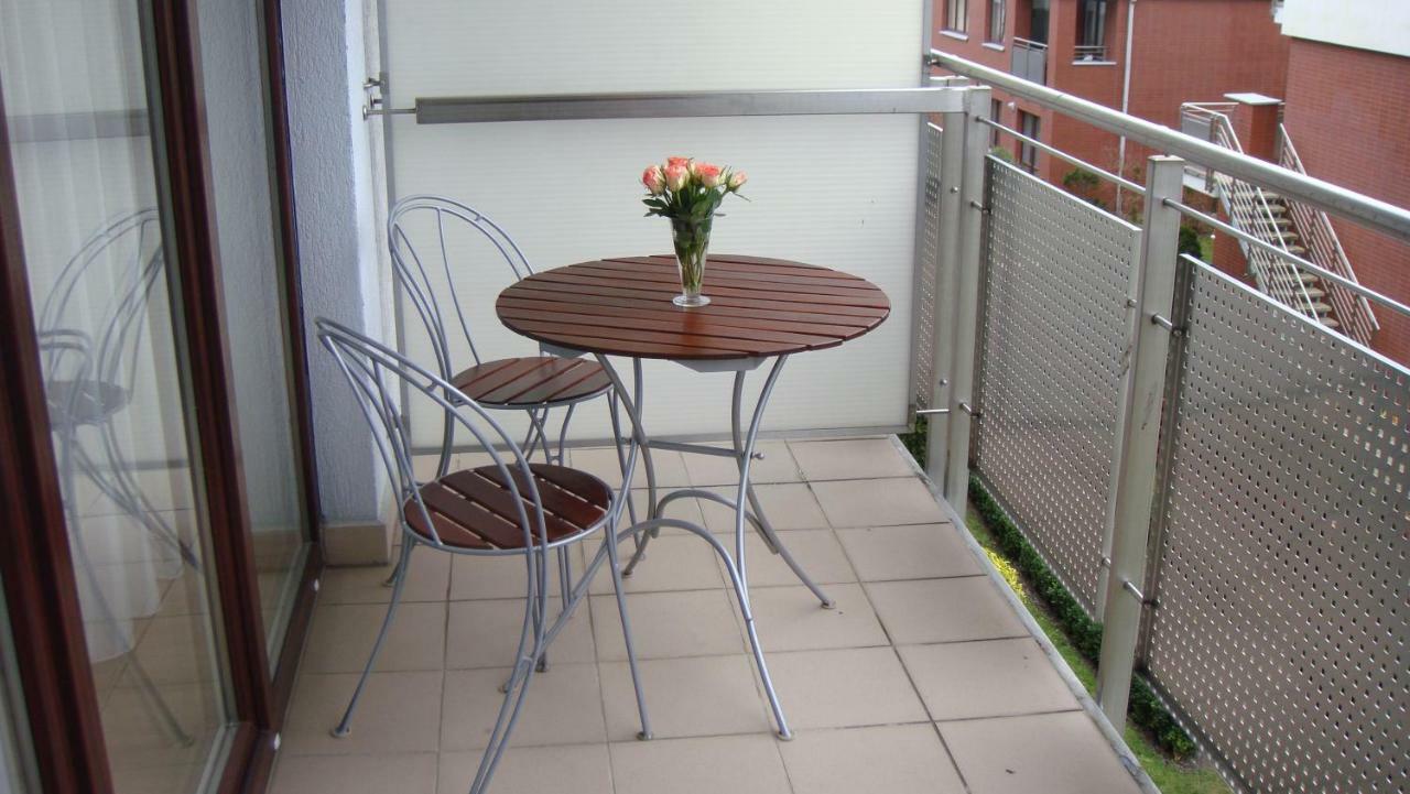 Apartament Sloneczny Wylotowa 코워브제크 외부 사진