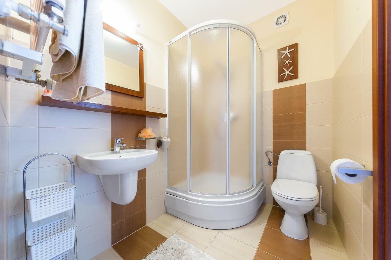 Apartament Sloneczny Wylotowa 코워브제크 외부 사진