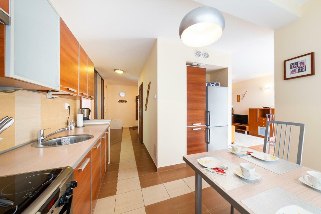 Apartament Sloneczny Wylotowa 코워브제크 외부 사진